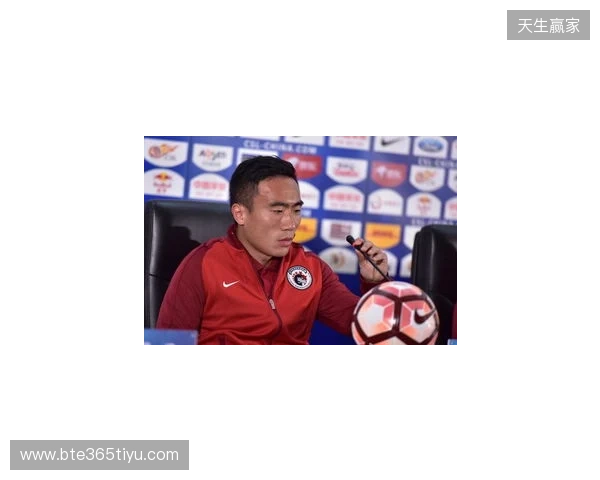 浙江球迷质疑：李提香还有油为什么要放走？明年准备吃散伙饭了？