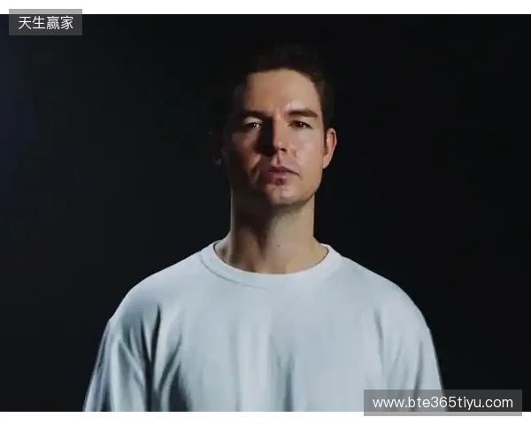 苗原谈中足联升降级附加赛：生死之战中甲球队不能用外援，挺离谱