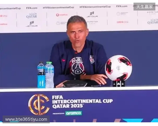 恩里克：阿什拉夫具备出战的条件；踢纽卡我们需要把控好局势