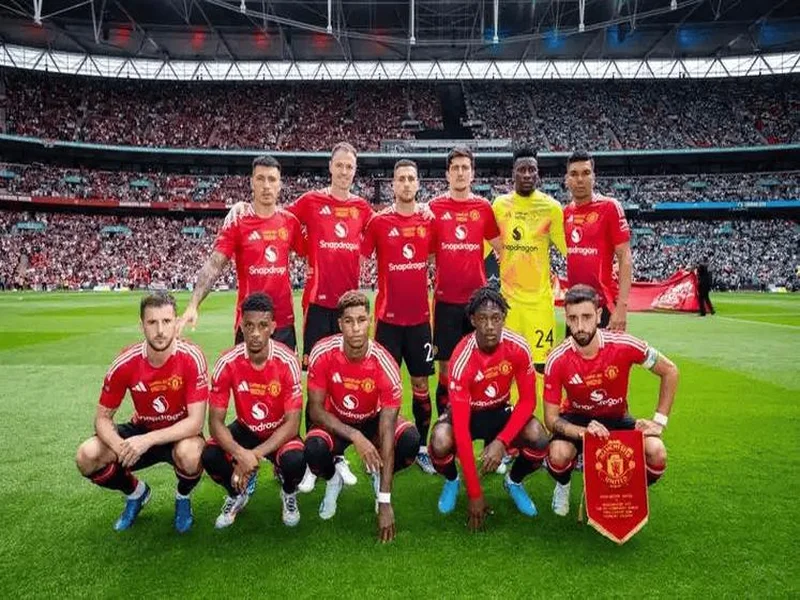 曼联vs水晶宫：布鲁诺-费尔南德斯、马奎尔首发，镰田大地、迪恩-亨德森出战